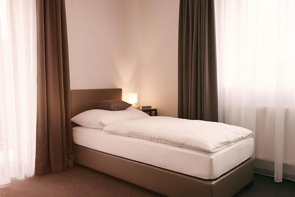 Villa Na Vinici Prag Pensionat