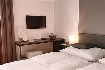 ** Pensionat Villa Na Vinici Prag Tjeckien