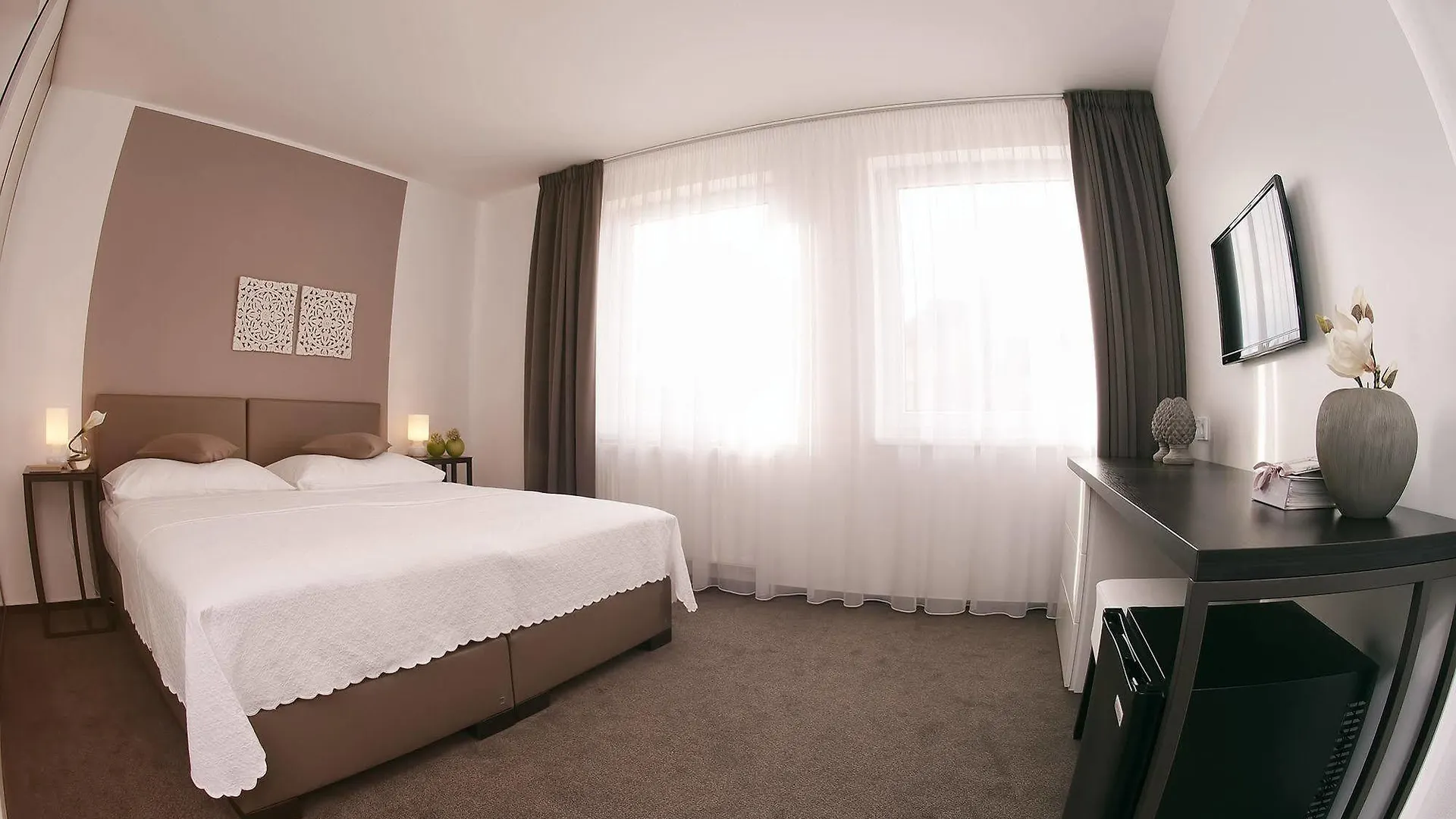 Pensionat Villa Na Vinici Prag
